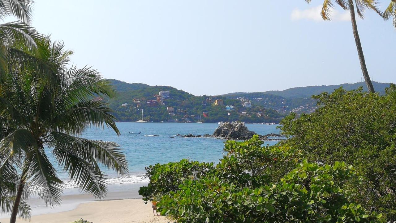 Hotel Pie de Playa la Ropa Zihuatanejo Exterior foto